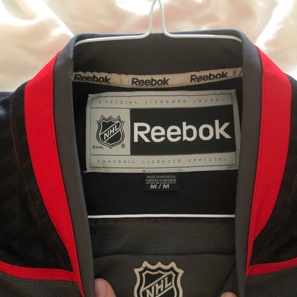 Blackhawks Corey Crawford Premier Black Ice - Picture 4 of 4